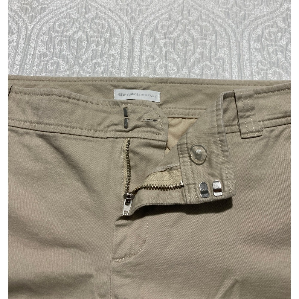 New York & Company Womens Khaki Chino Shorts Beige Cotton Stretch Size 8 - Picture 9 of 11
